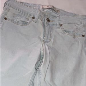 White Hollister jeans